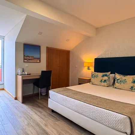 Πανσιόν Sea Garden 4*