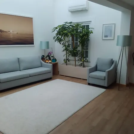 Konukevi Sea Garden 4*
