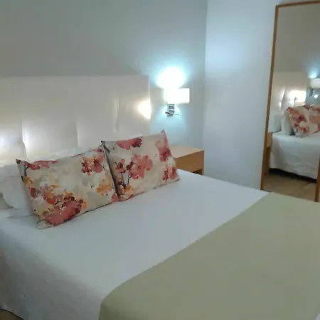 Sea Garden 4*