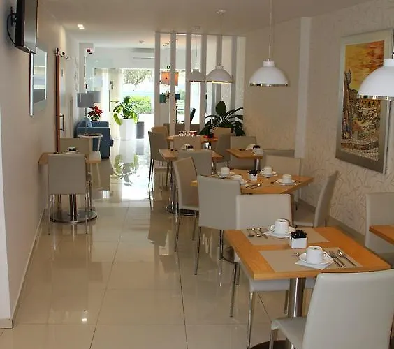 Sea Garden 4* Peniche